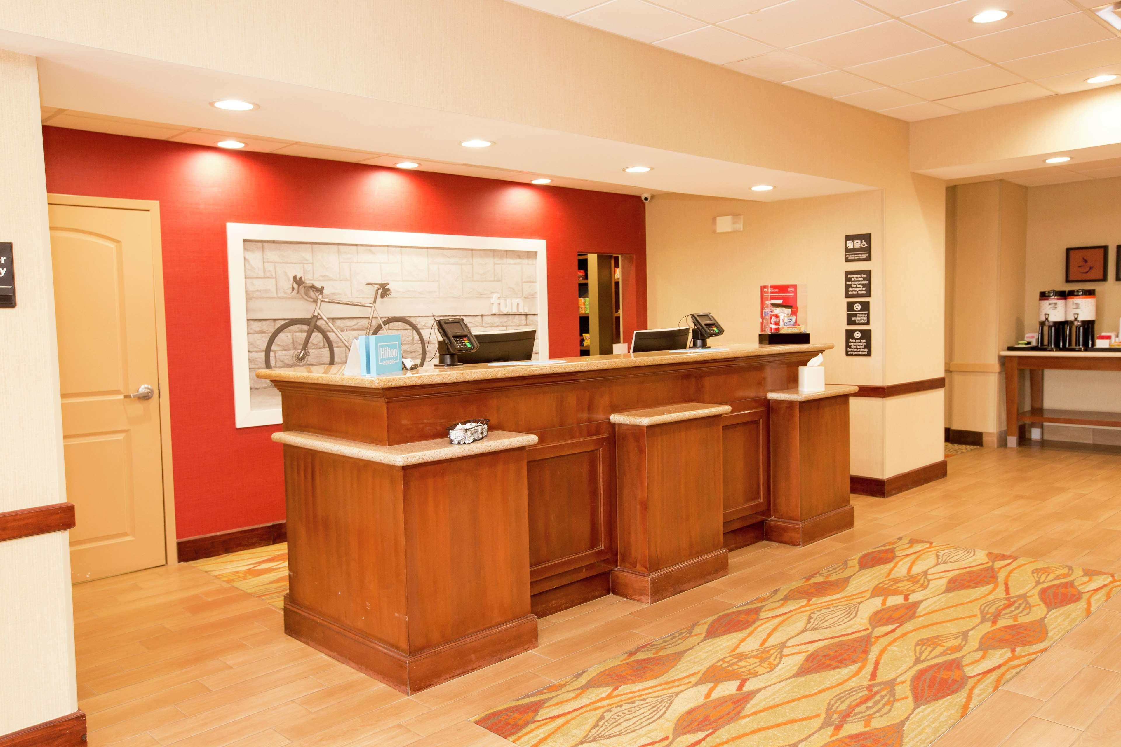 Hampton & Houston Hotel