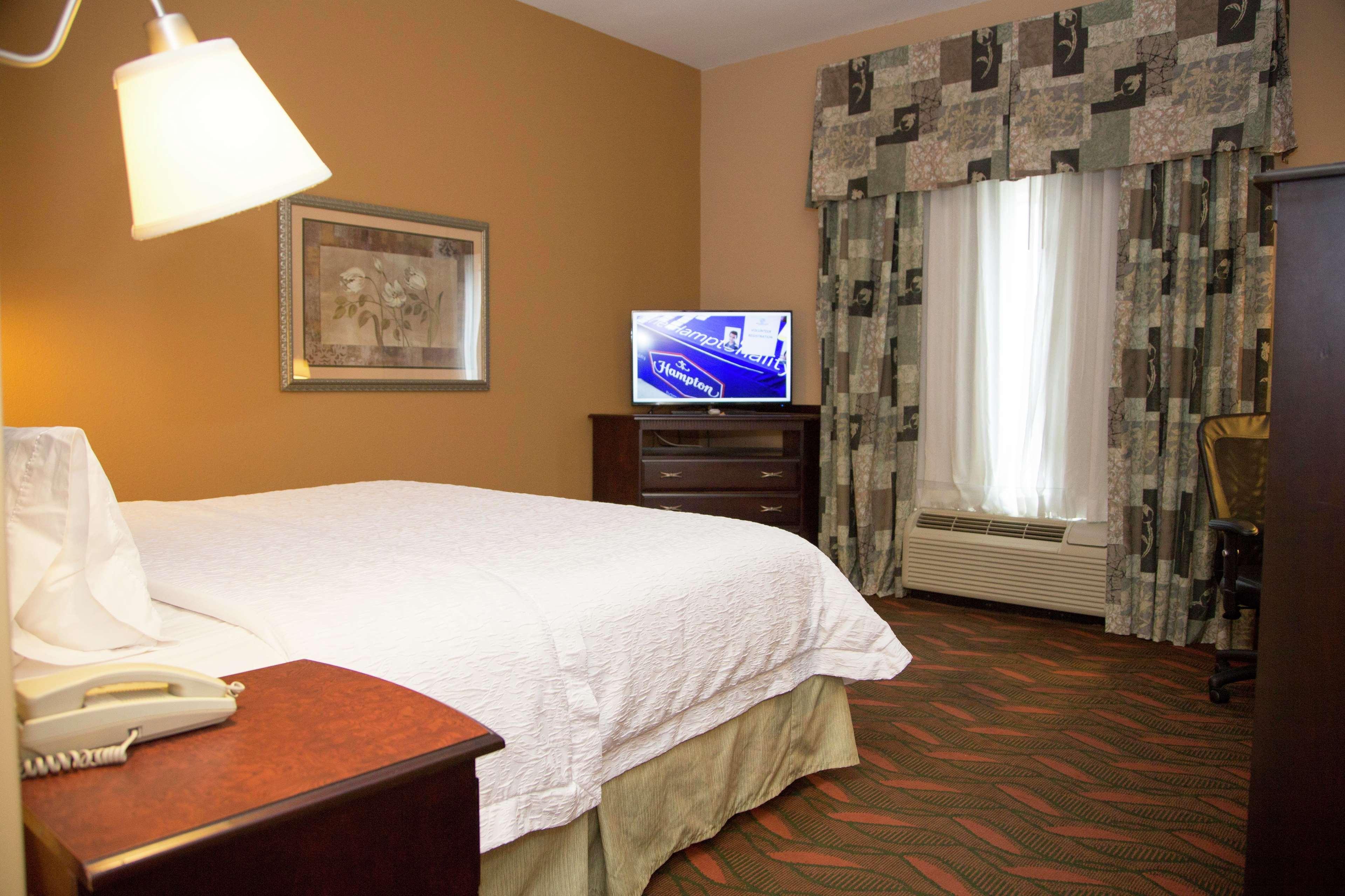 Hotel Hampton & Houston