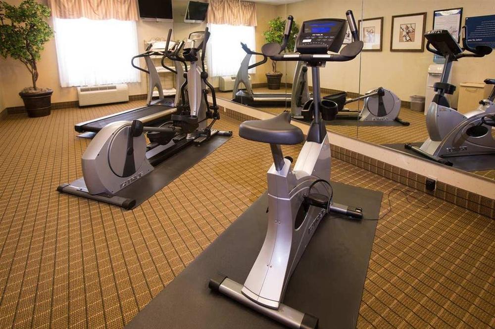 Hampton & Houston Hotel 3*